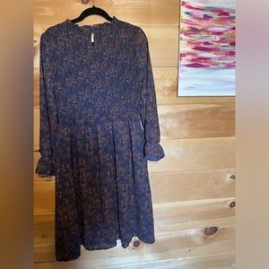 Blue and orange speckled pattern smocked dress